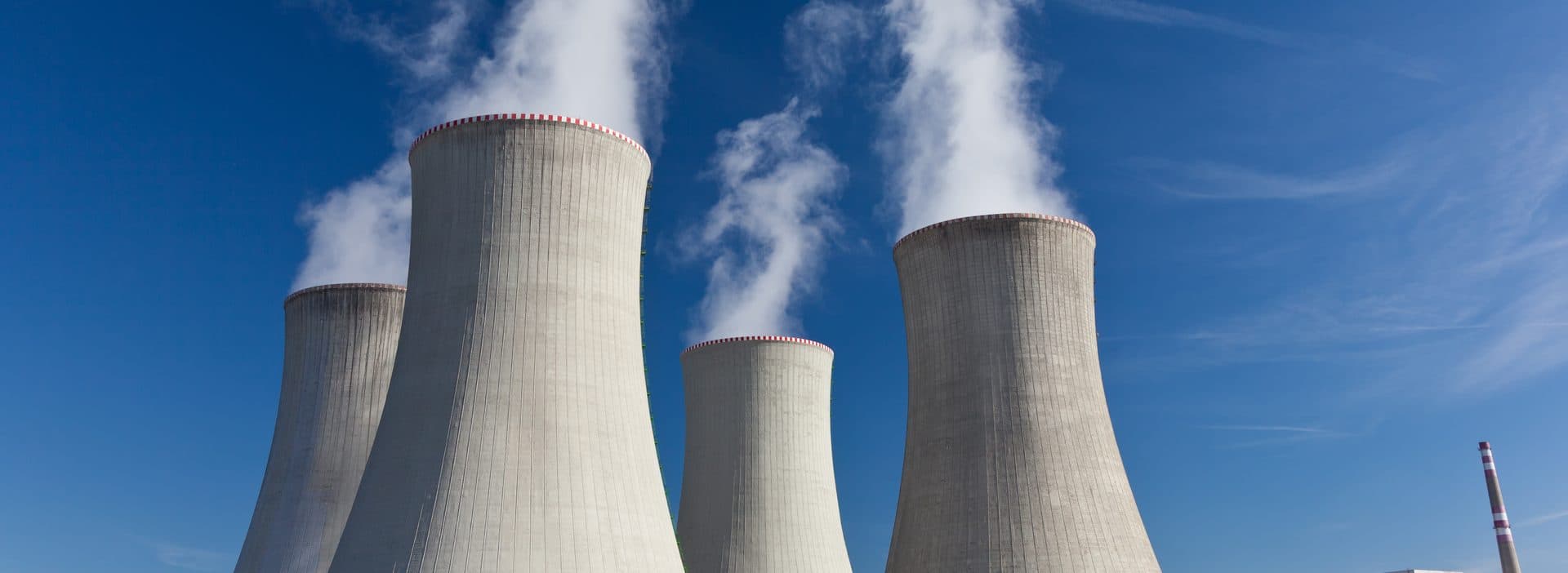 Industrial cooling towers releasing steam